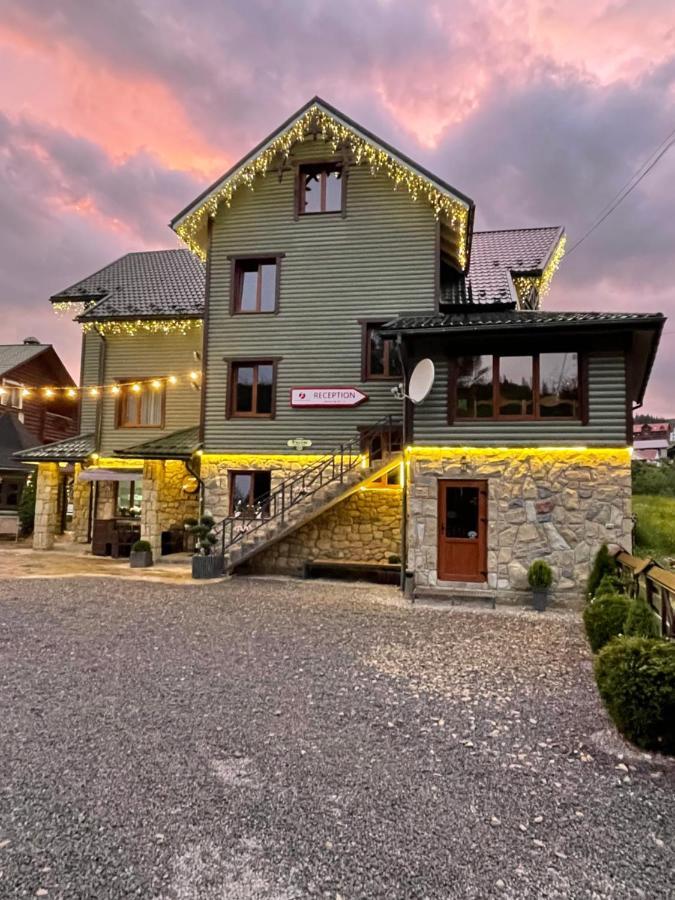 Hotel Zatyshok Nad Prutom Bukowel Exterior foto