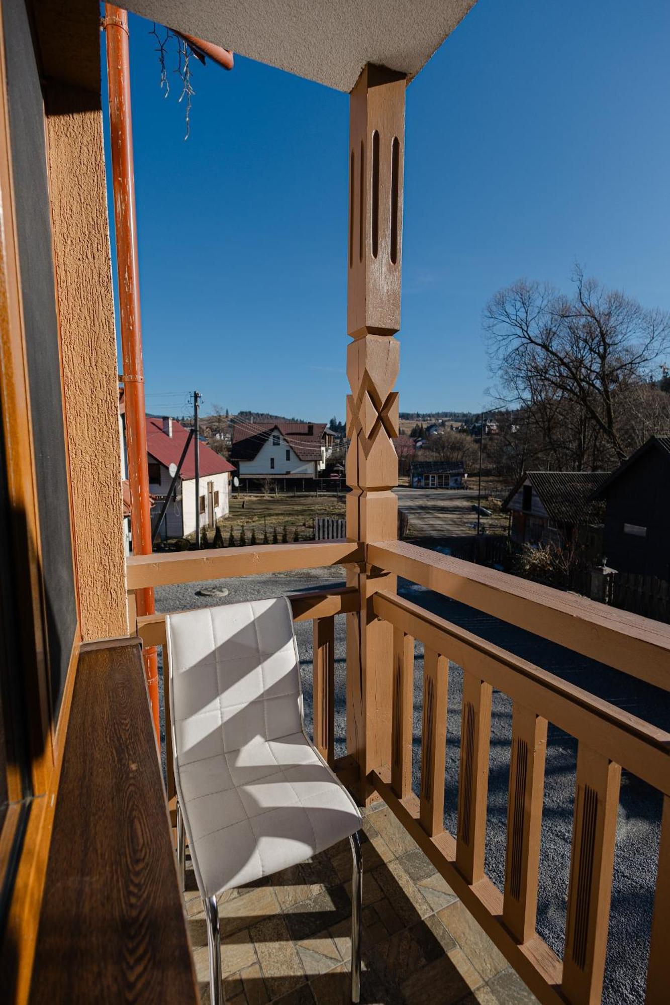 Hotel Zatyshok Nad Prutom Bukowel Exterior foto